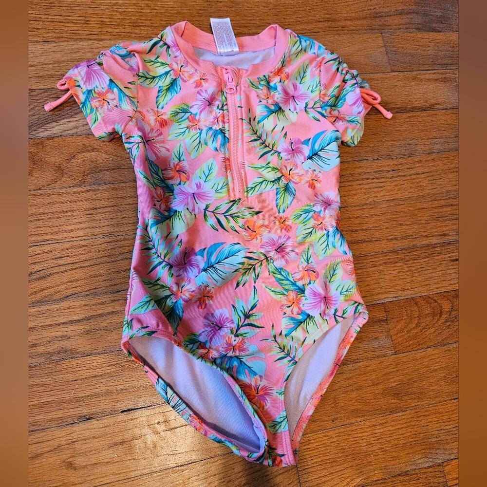 Cat & Jack Girls XS one Piece Swimsuit Bathing Suit
